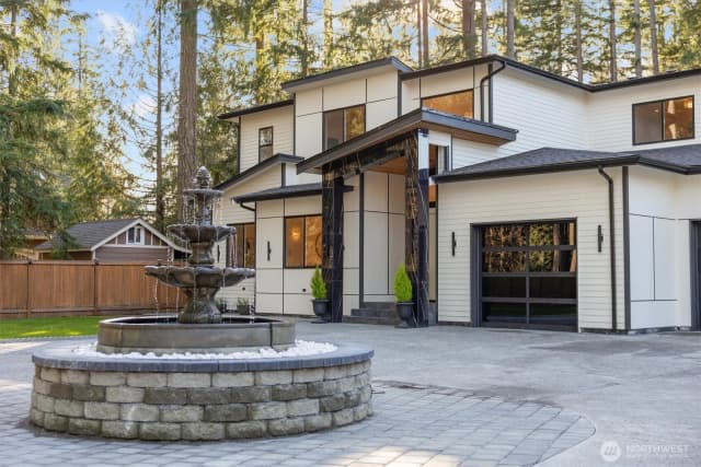 Property photo for 14435 Bear Creek Road Ne, Woodinville photo 2
