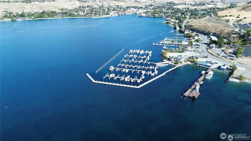 Property photo for 1350 W Woodin Avenue #wb6, Chelan photo 4