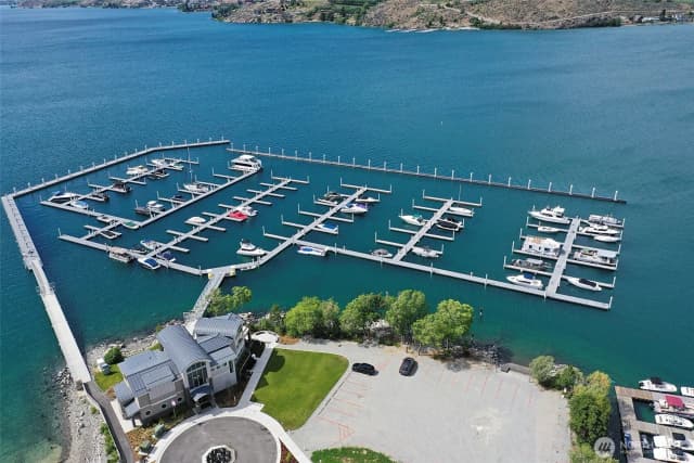 Property photo for 1350 W Woodin Ave #c18, Chelan photo 5