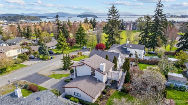 Property photo for 1211 31st Street, Anacortes