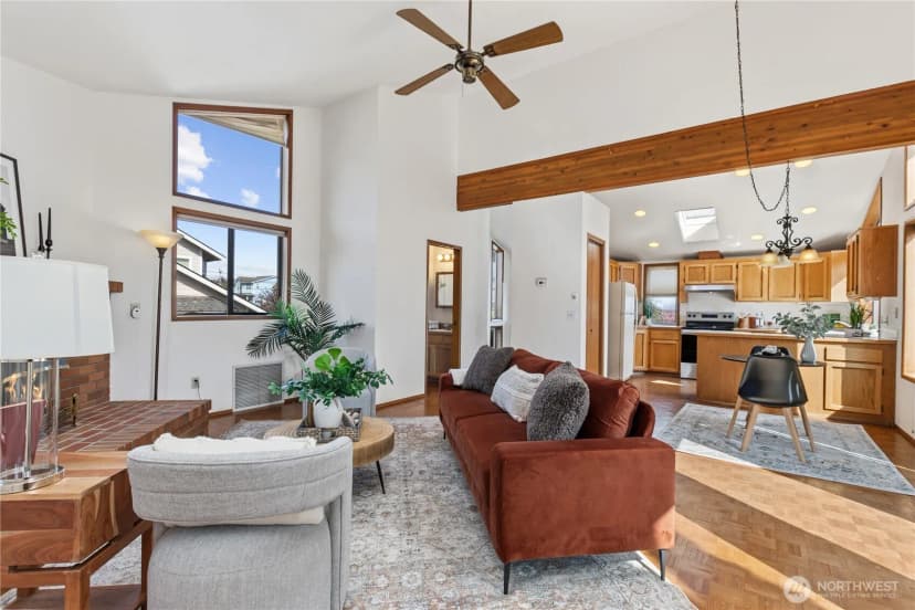 Property photo for 1211 31st Street, Anacortes photo 10