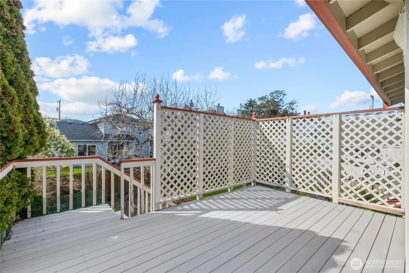 Property photo for 1211 31st Street, Anacortes photo 22