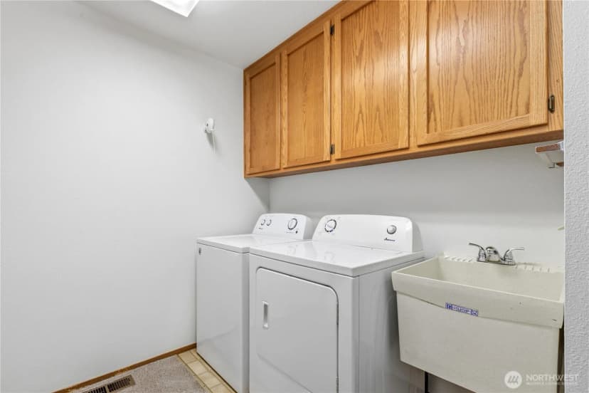 Property photo for 1211 31st Street, Anacortes photo 21
