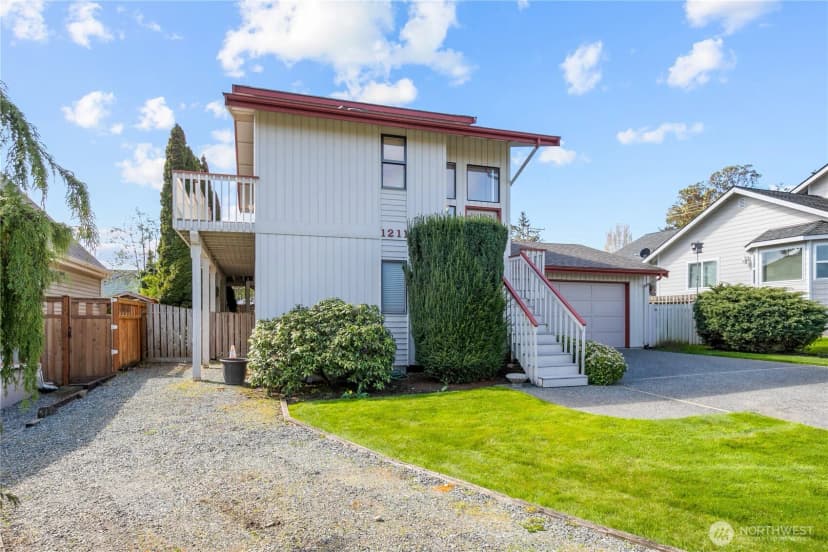 Property photo for 1211 31st Street, Anacortes photo 29