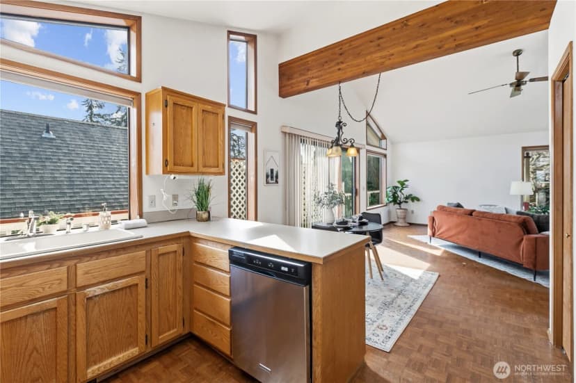 Property photo for 1211 31st Street, Anacortes photo 15