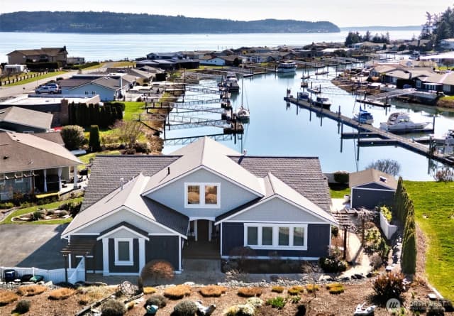 Property photo for 2251 Mariner Beach Drive, Oak Harbor