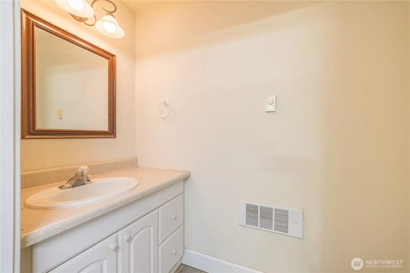 Property photo for 16 Owl Lane, Port Angeles photo 29