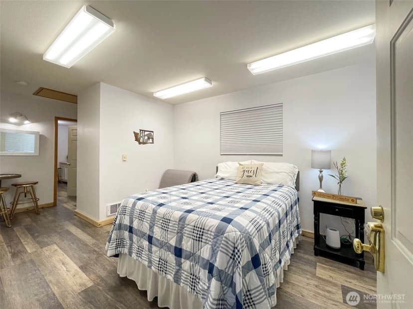 Property photo for 16 Owl Lane, Port Angeles photo 33