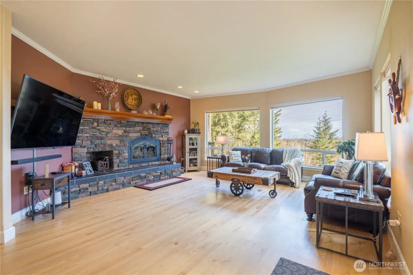 Property photo for 16 Owl Lane, Port Angeles photo 6