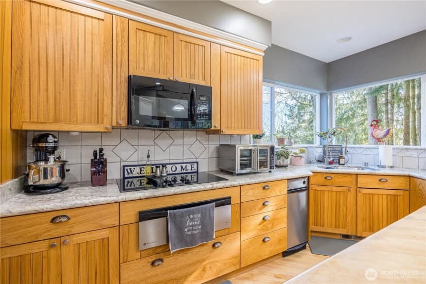 Property photo for 16 Owl Lane, Port Angeles photo 10