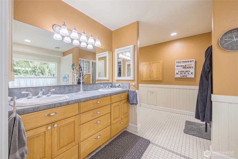 Property photo for 16 Owl Lane, Port Angeles photo 18