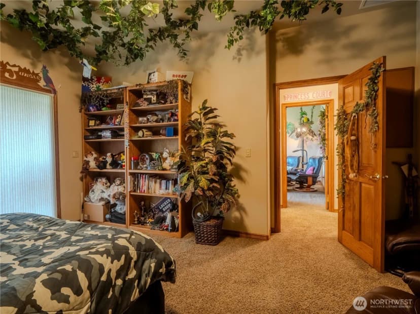 Property photo for 1050 Lewandowski Road, Sunnyside photo 38