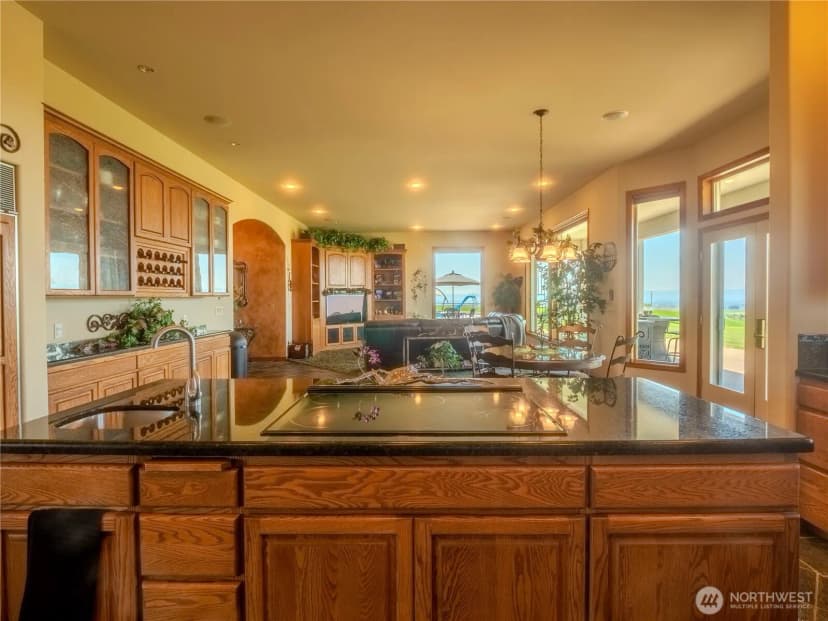 Property photo for 1050 Lewandowski Road, Sunnyside photo 19