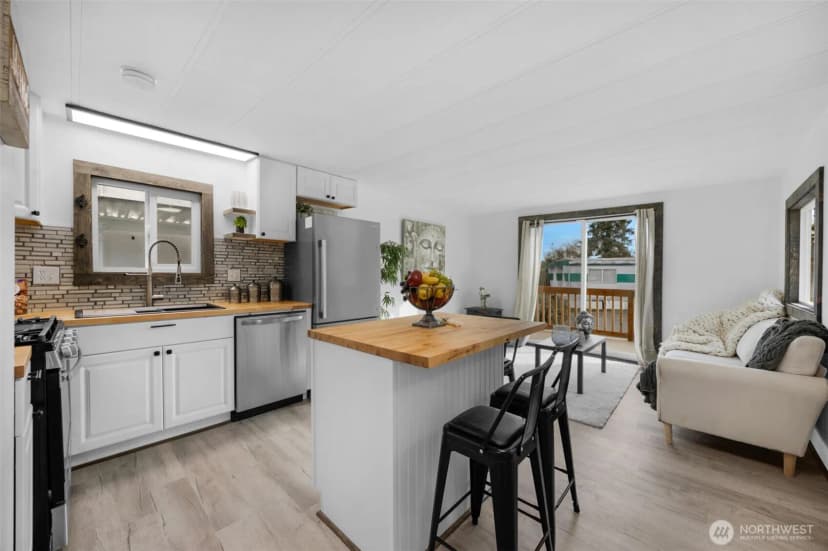Property photo for 14322 Admiralty Way #26, Lynnwood photo 6