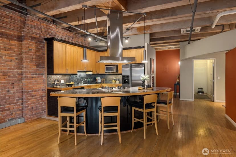 Property photo for 210 3rd Avenue S #2c, Seattle photo 6