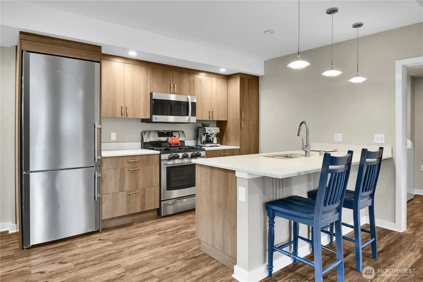 Property photo for 18722 56th Avenue Ne, Kenmore photo 13