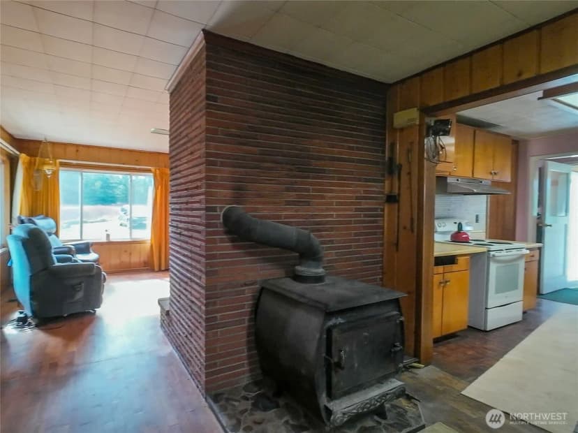 Property photo for 8275 State Route 20, Port Townsend photo 6
