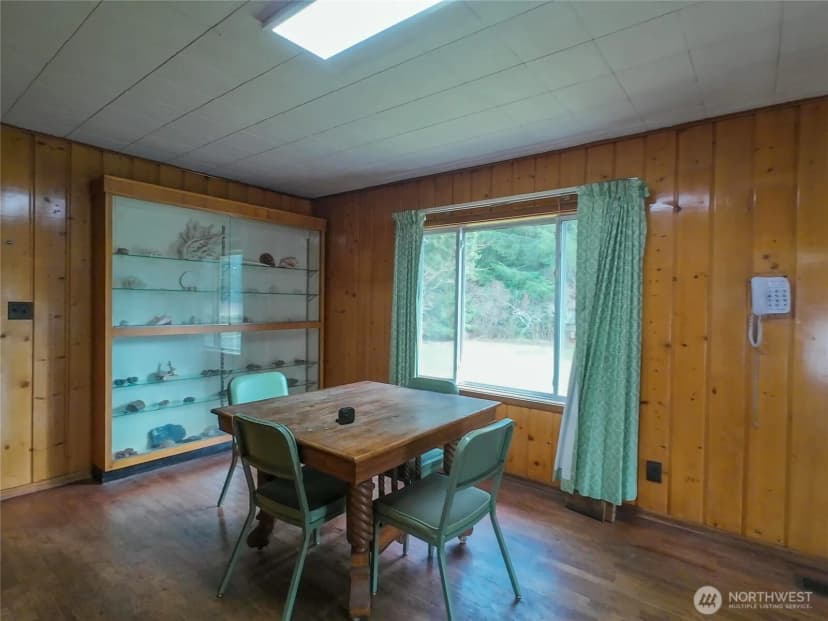 Property photo for 8275 State Route 20, Port Townsend photo 5