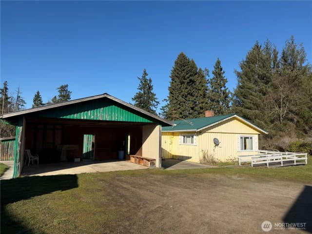 Property photo for 8275 State Route 20, Port Townsend photo 3