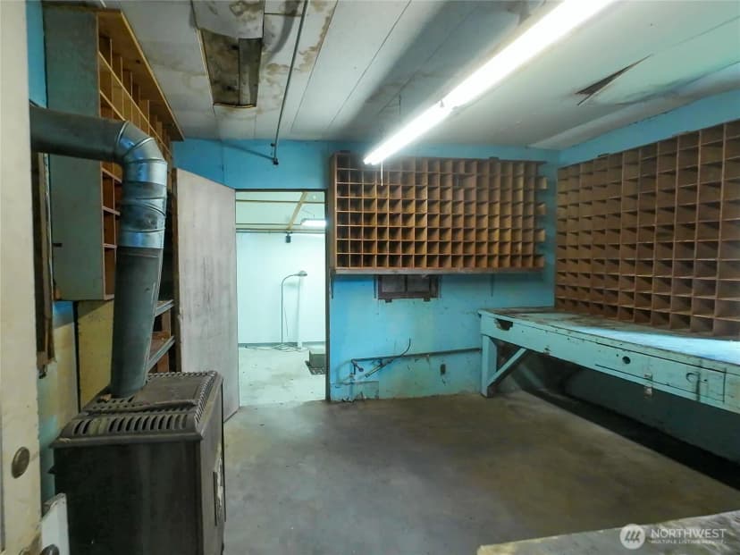 Property photo for 8275 State Route 20, Port Townsend photo 24
