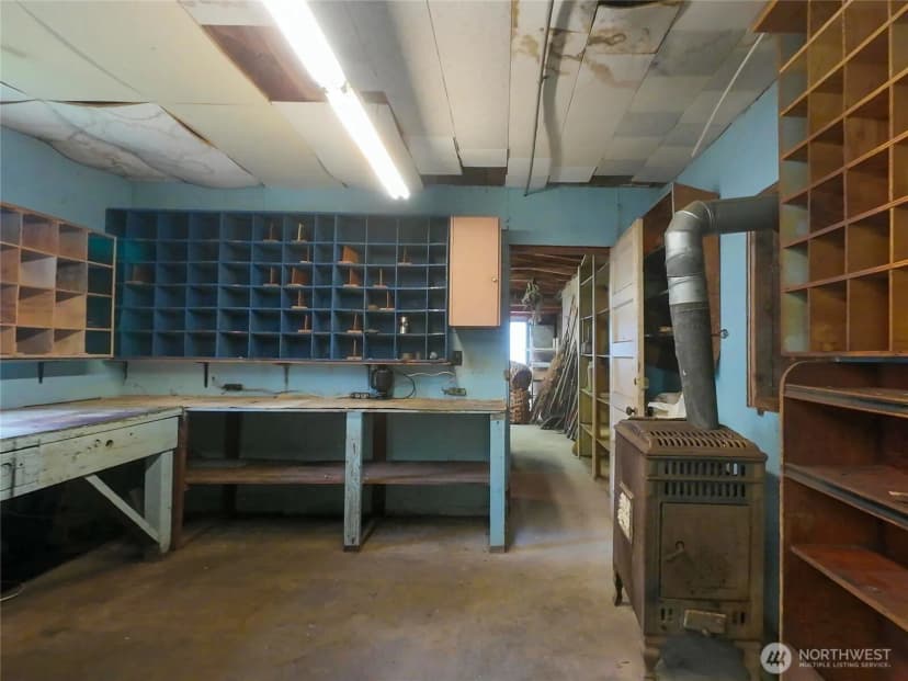 Property photo for 8275 State Route 20, Port Townsend photo 32