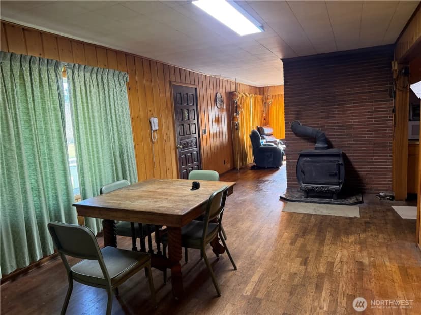 Property photo for 8275 State Route 20, Port Townsend photo 7