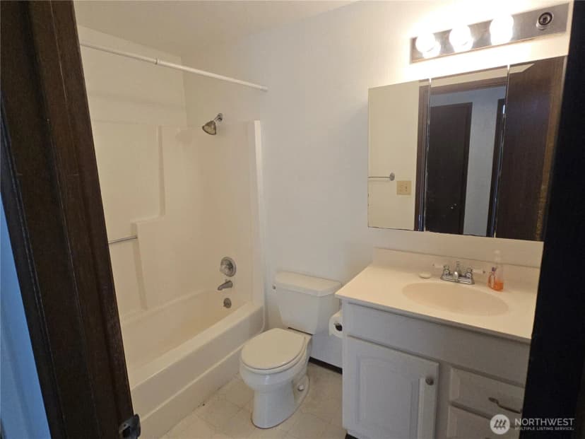 Property photo for 29401 34th Avenue S, Auburn photo 15