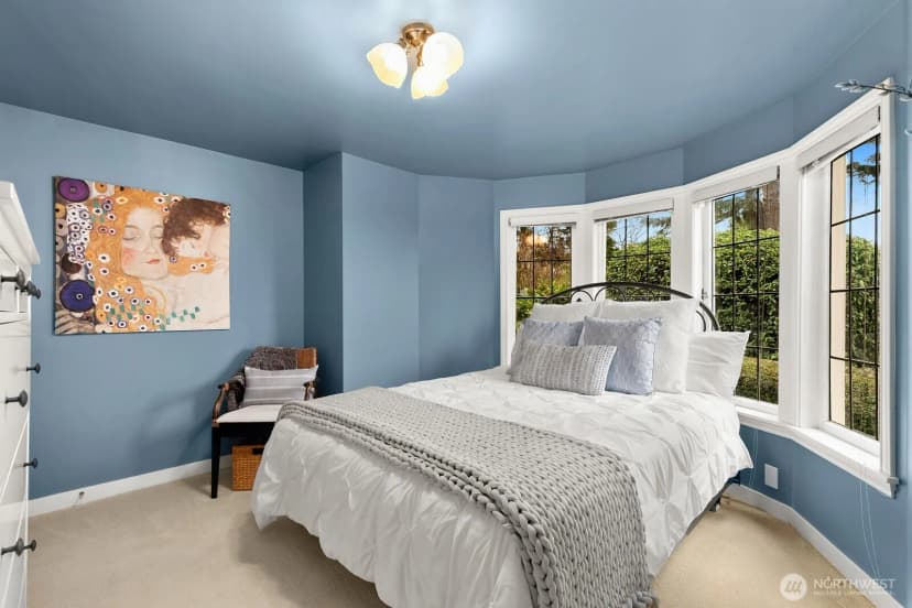 Property photo for 2803 Magnolia Boulevard W, Seattle photo 32