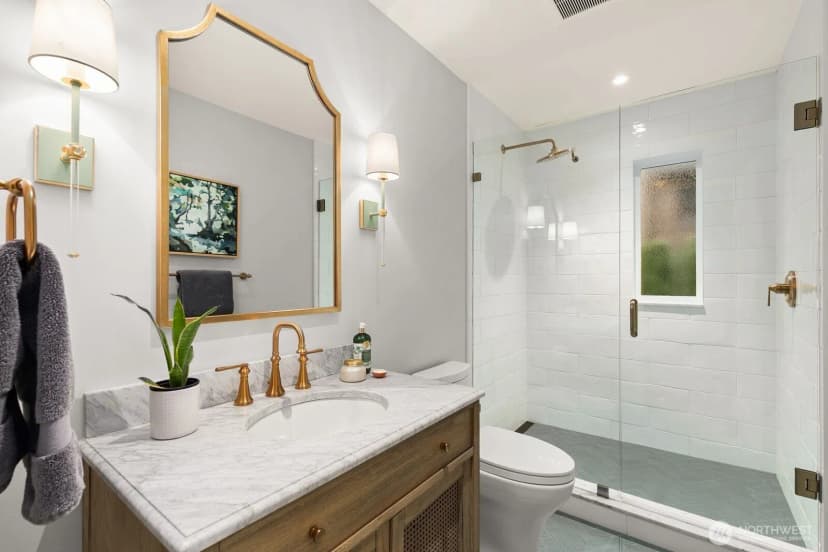 Property photo for 2803 Magnolia Boulevard W, Seattle photo 22