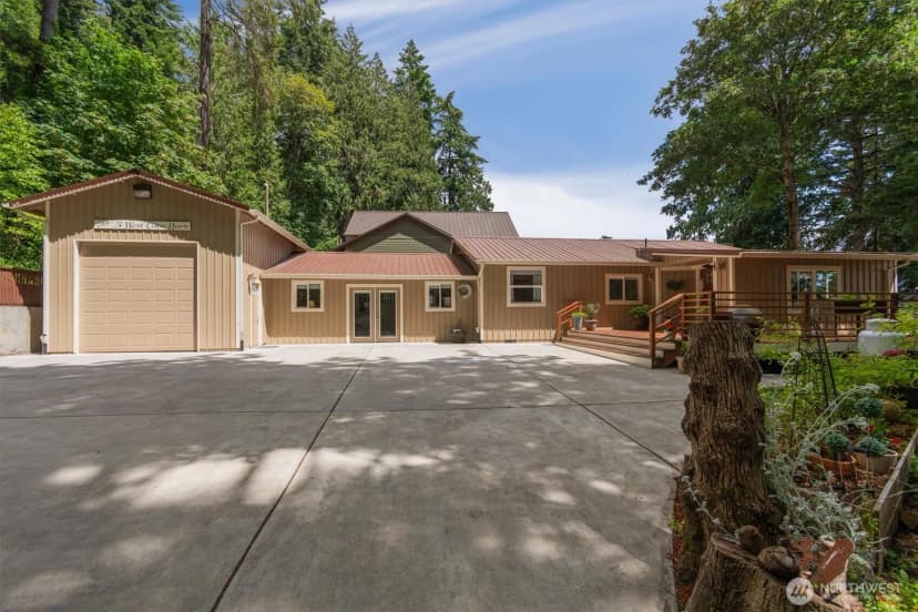 Property photo for 5 W Cape Horn Road, Cathlamet photo 3