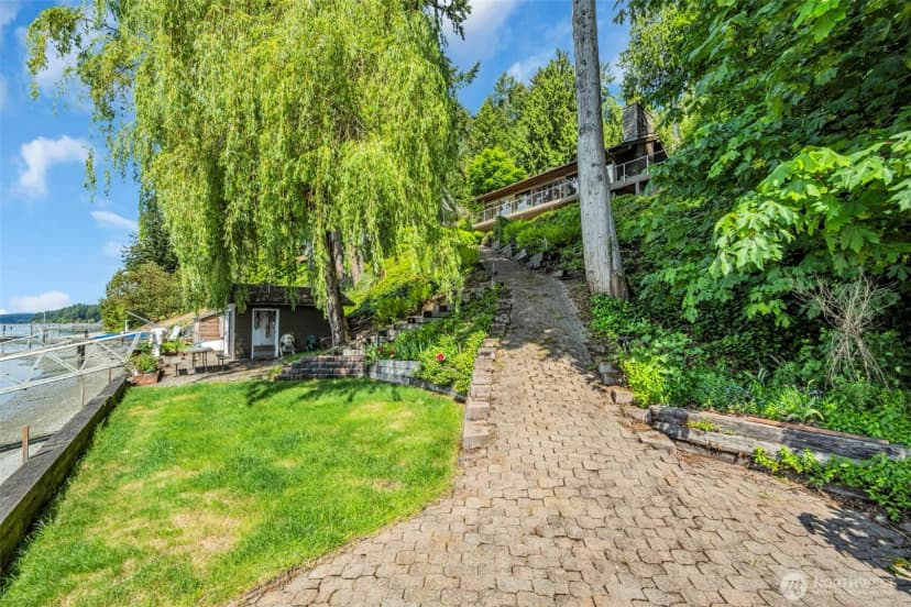 Property photo for 6490 Ne Monte Vista Drive, Bainbridge Island photo 32