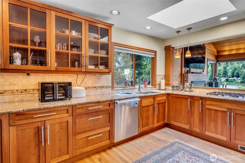 Property photo for 6490 Ne Monte Vista Drive, Bainbridge Island photo 9