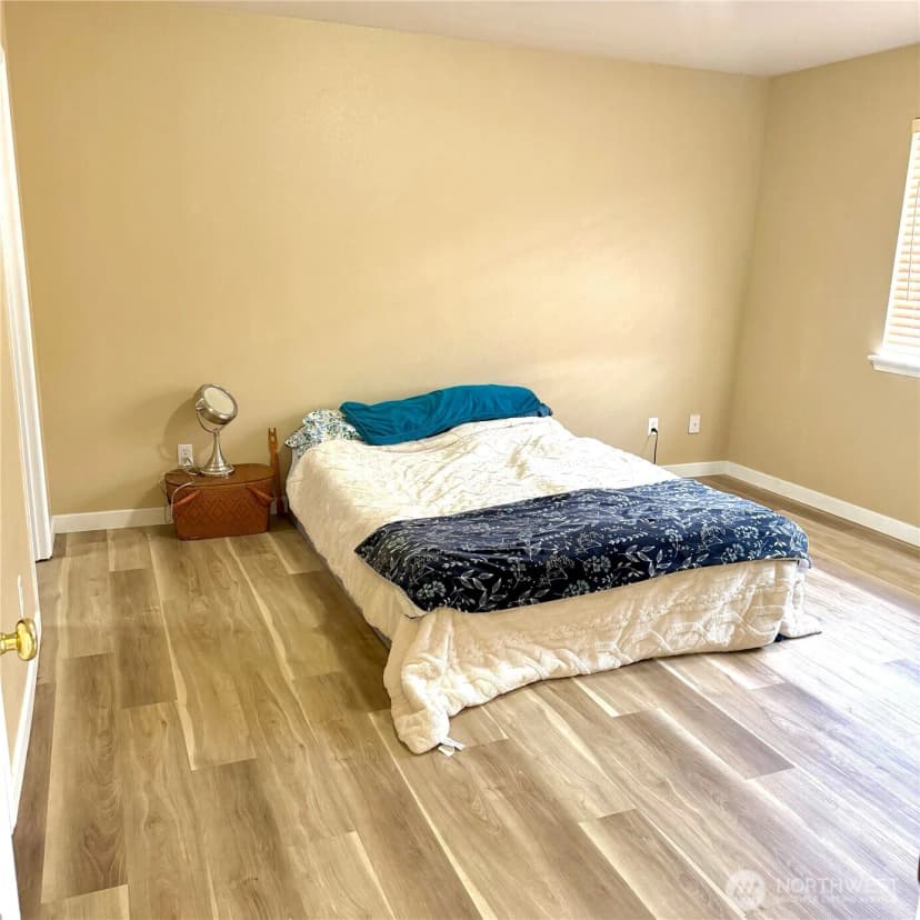 Property photo for 308 Callendar Street Nw, Orting photo 12