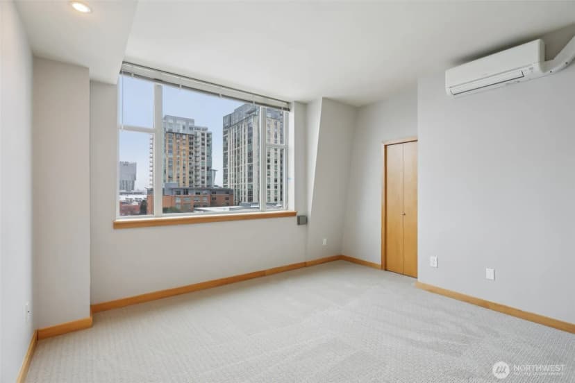 Property photo for 1100 106th Avenue Ne #902, Bellevue photo 21