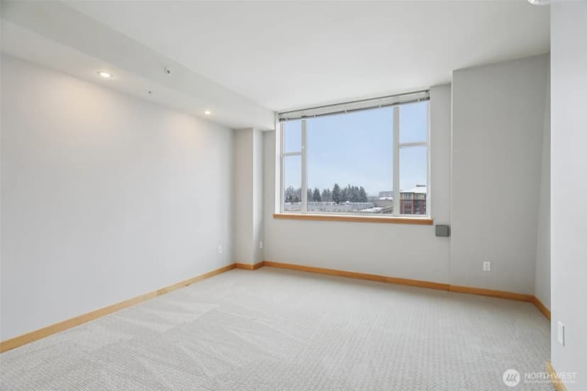 Property photo for 1100 106th Avenue Ne #902, Bellevue photo 20