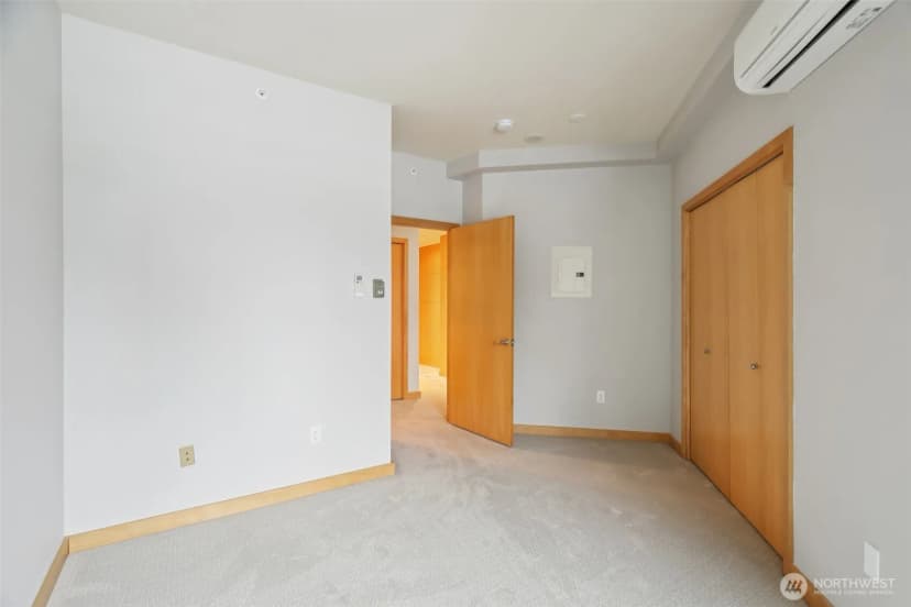 Property photo for 1100 106th Avenue Ne #902, Bellevue photo 15