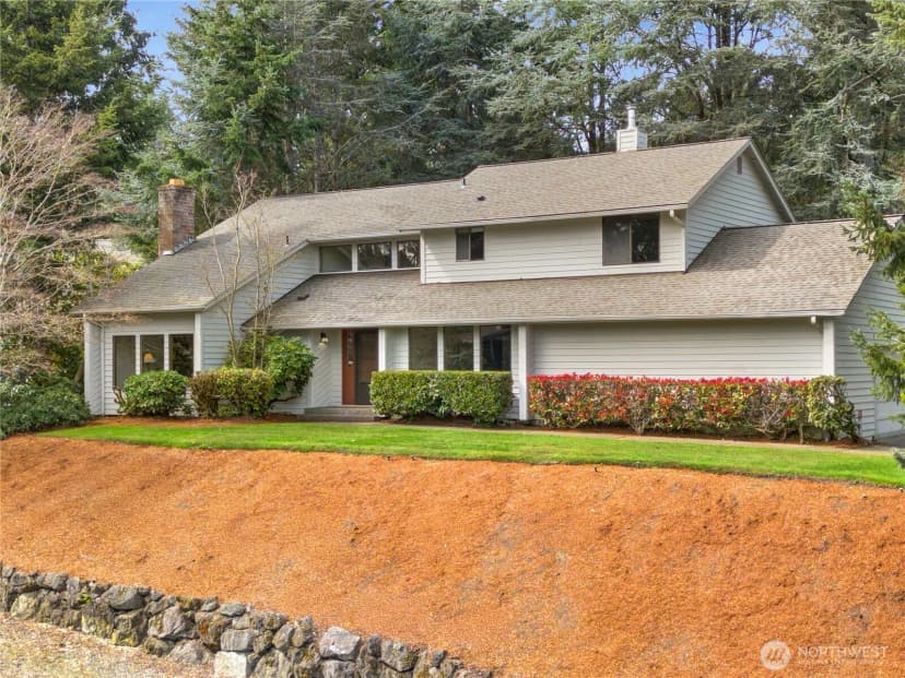 Property photo for 6802 Twin Hills Drive W, University Place