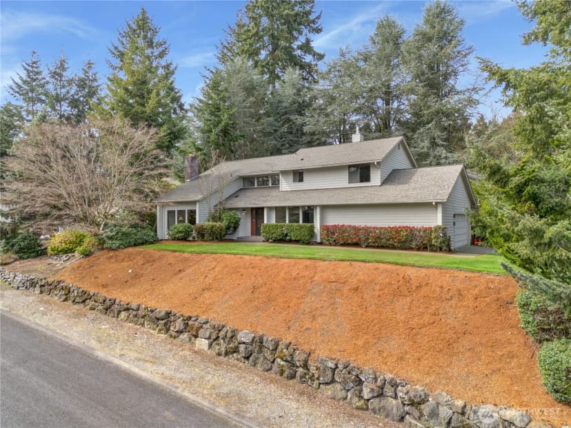 Property photo for 6802 Twin Hills Drive W, University Place photo 39