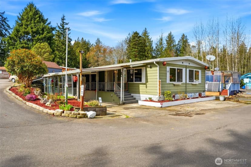Property photo for 4425 Meridian Avenue N #17, Tulalip photo 2