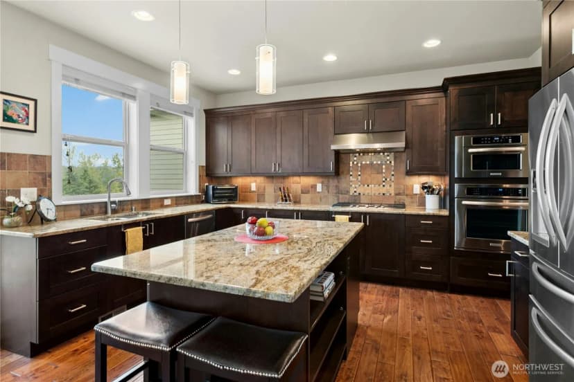 Property photo for 2744 Nw Pine Cone Place, Issaquah photo 7