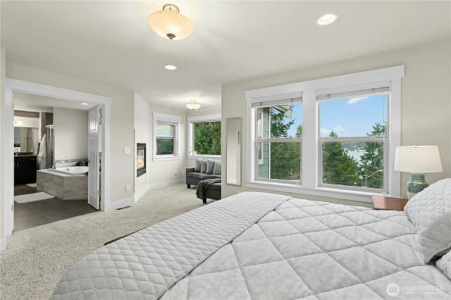 Property photo for 2744 Nw Pine Cone Place, Issaquah photo 4