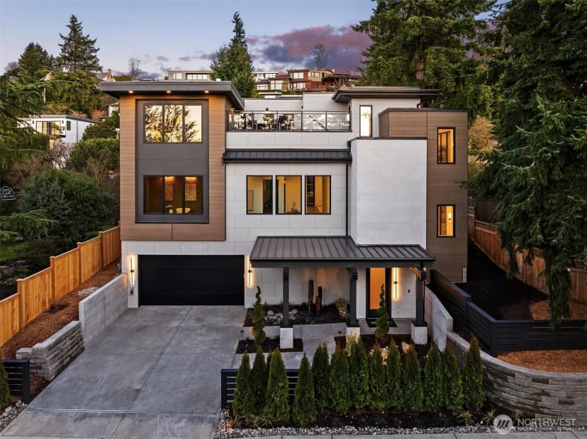 Property photo for 5808 Lakeview Drive, Kirkland