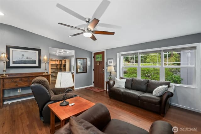 Property photo for 716 Dennis Street Se #55, Tumwater photo 3