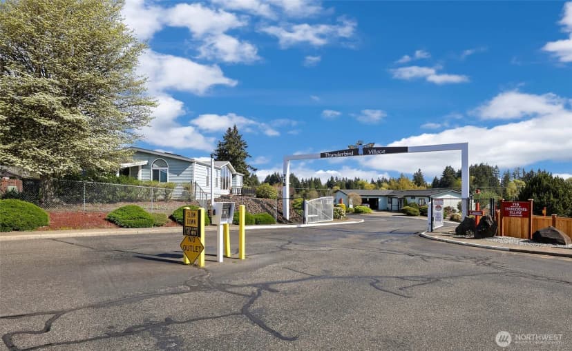 Property photo for 716 Dennis Street Se #55, Tumwater photo 32
