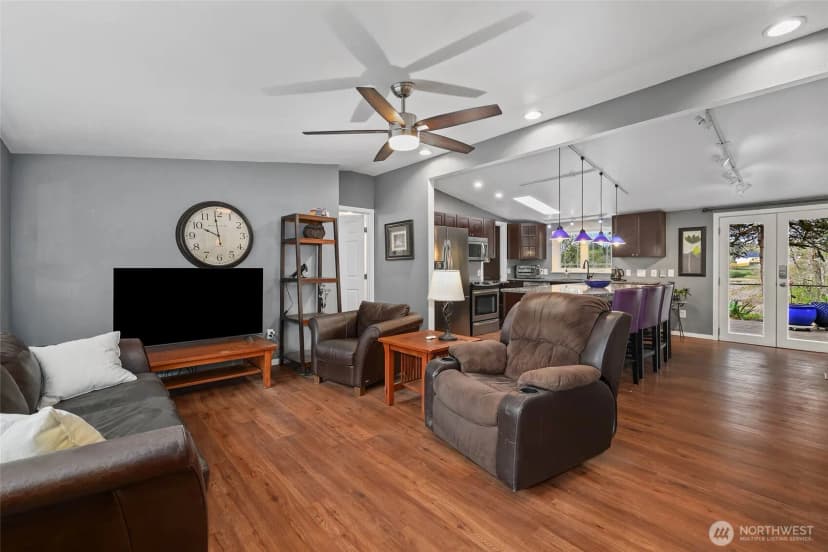 Property photo for 716 Dennis Street Se #55, Tumwater photo 5