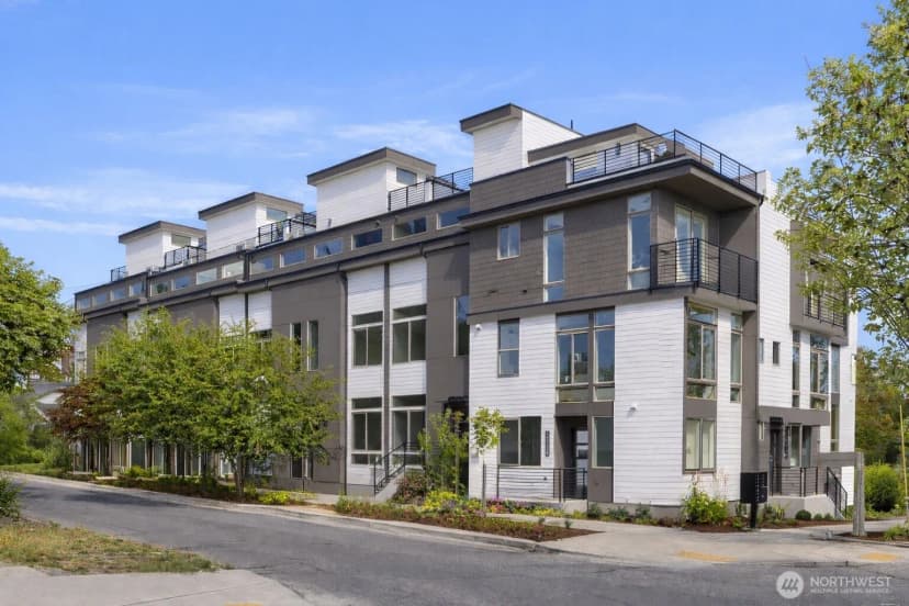 Property photo for 4416 Midvale Avenue N, Seattle