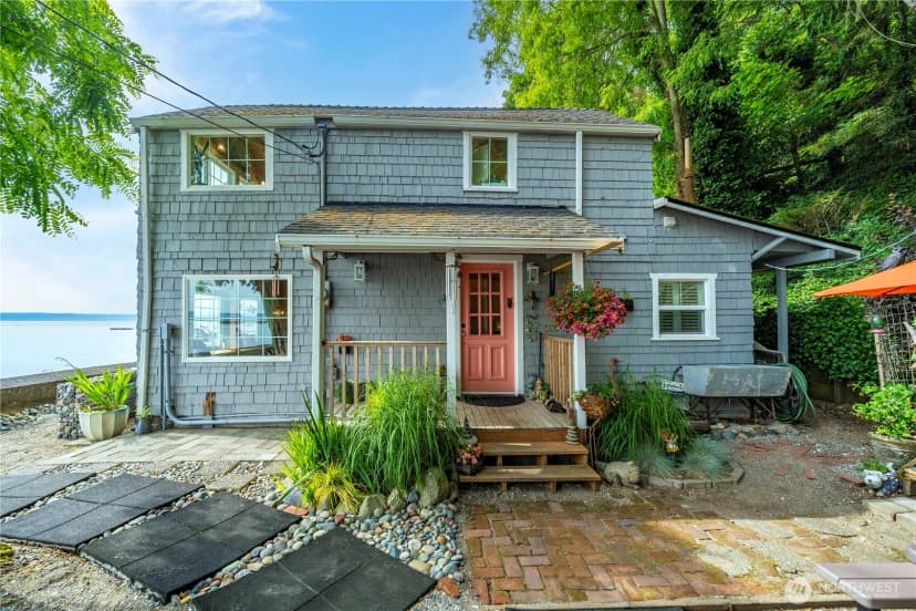 Property photo for 230 S 219th Street, Normandy Park photo 6