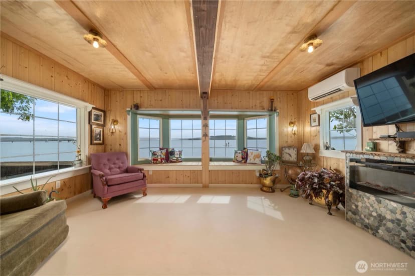 Property photo for 230 S 219th Street, Normandy Park photo 8