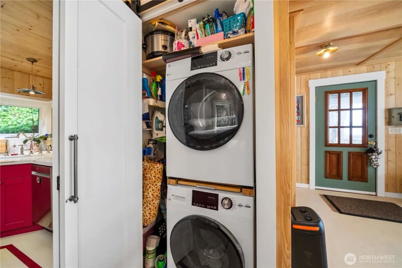 Property photo for 230 S 219th Street, Normandy Park photo 21