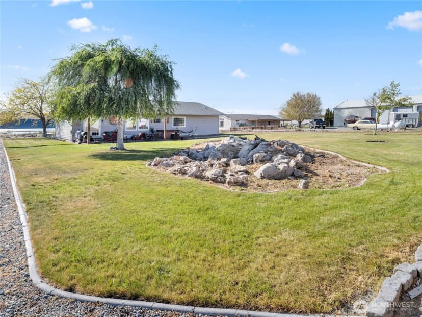 Property photo for 26619 Road U Sw, Mattawa photo 29